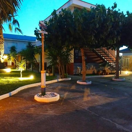 Casablanca El Petit Hotel Deltebre Exterior foto