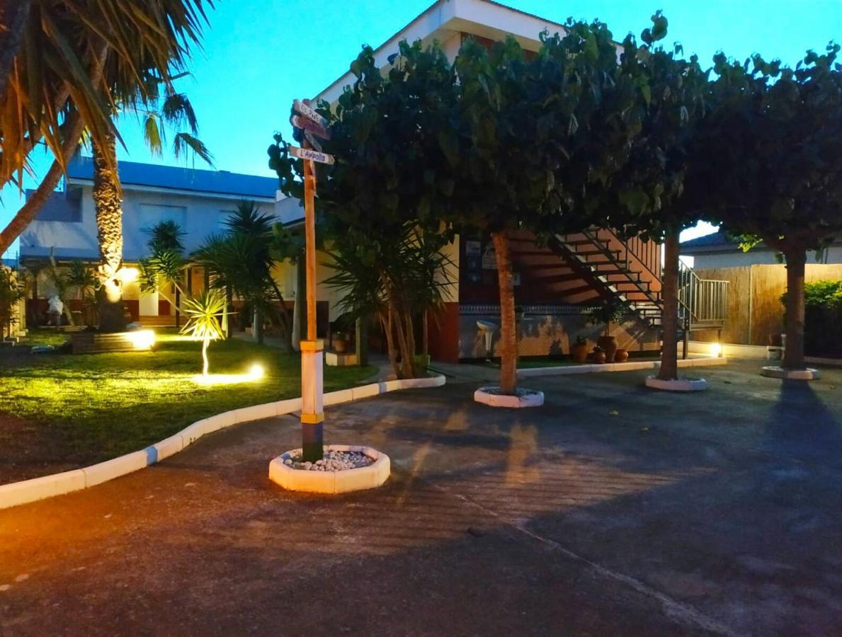 Casablanca El Petit Hotel Deltebre Exterior foto
